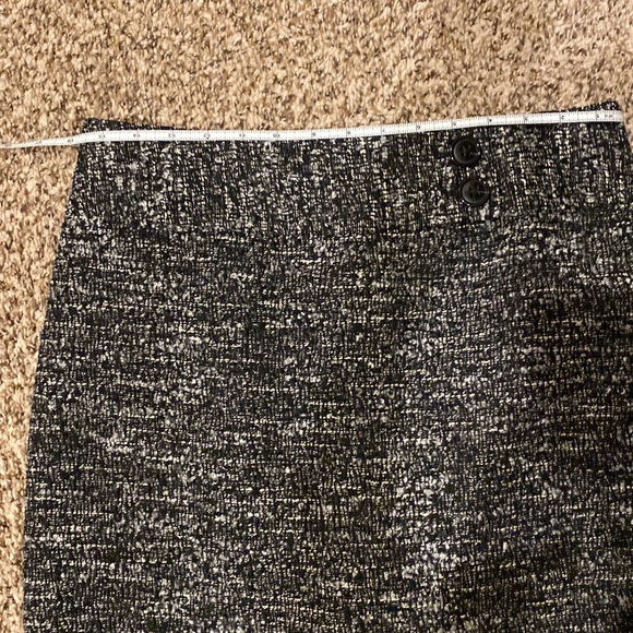 Ann Taylor pencil skirt - Picture 7 of 7